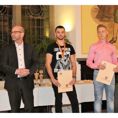 Boxclub M&uuml;nden Ioannis Frrokai u Benjamin von Sierakowski