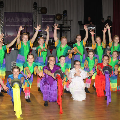 Die Gardetanzgruppe des TuSpo Weser Gimte pr�sentierte Choreografien zu basslastigen Rhythmen.