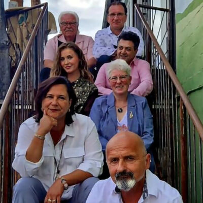 F�r die musikalische Begleitung der Abschlussveranstaltung im Bike-Park sorgt die Musikgruppe �Fantastische Freunde�, die sich auf Schlager und Chansons spezialisiert hat.