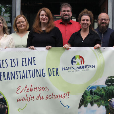 Die Hann. M�nden Marketing GmbH hat die Aufgaben, den Tourismus in der Region zu f�rdern, sowie Tourismus- und Stadtmarketingaufgaben f�r Hann. M�nden, deren Ortsteile und die Naturpark- und Erlebnisregion wahrzunehmen. Dazu entwickelt die Gesellschaft Ideen, Konzepte und Produkte f�r die Erlebnisregion Hann. M�nden. Sie koordiniert Aktivit�ten im Stadt-, City- und Tourismusmarketing.