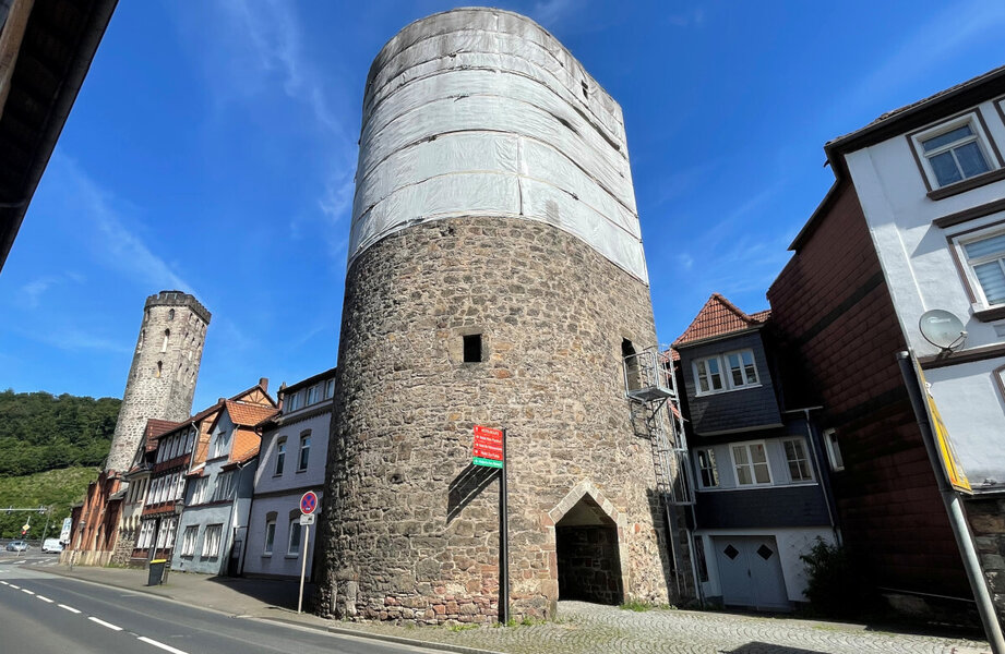 Der Ziegelpfortenturm in der Fuldabr�ckenstra�e.