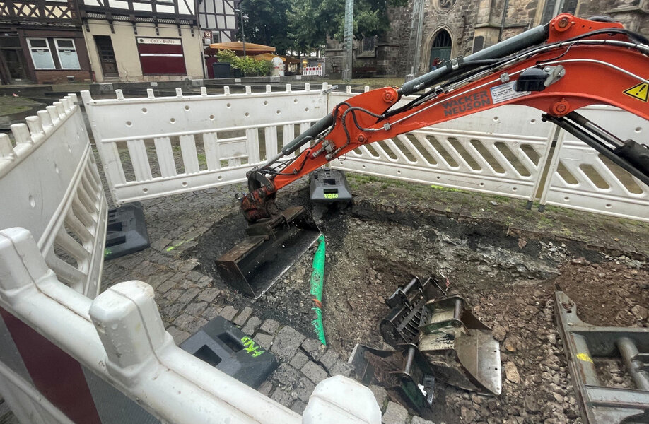 Die Stadtverwaltung hat eine Fachfirma mit der technischen �berpr�fung beauftragt. Ziel ist es, m�gliche Schadstellen m�glichst genau zu lokalisieren und anschlie�end gezielt beheben zu k�nnen.