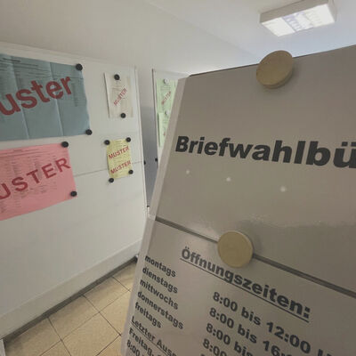 Wer seine Briefwahlunterlagen pers&ouml;nlich beantragen und direkt mitnehmen oder vor Ort w&auml;hlen m&ouml;chte, kann dies noch w&auml;hrend der gesamten kommenden Woche, 07. bis 11. September 2026, im Briefwahlb&uuml;ro erledigen. 