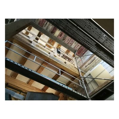 Sanierung Rathaus Hann. M&uuml;nden - 1. Bauabschnitt - Arbeiten im Bereich Treppenhaus und Fahrstuhl - Bild-A00066