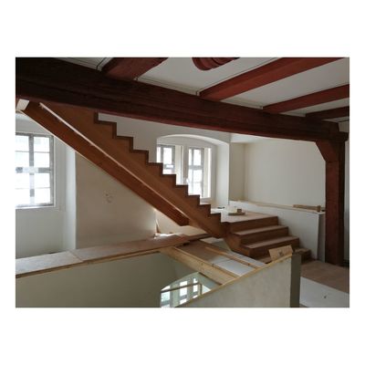 Sanierung Rathaus Hann. M&uuml;nden - 1. Bauabschnitt - Arbeiten im Bereich Treppenhaus und Fahrstuhl - Bild-A00109