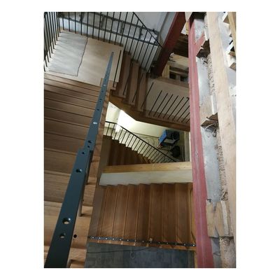 Sanierung Rathaus Hann. M&uuml;nden - 1. Bauabschnitt - Arbeiten im Bereich Treppenhaus und Fahrstuhl - Bild-A00116