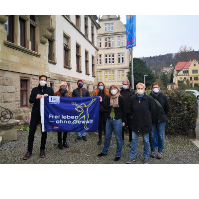 Städtische Mitteilung - Stadtverwaltung Hann. Münden zeigt Flagge gegen Gewalt an Frauen
